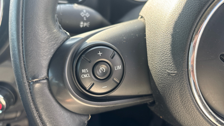 MINI Countryman 1.5 Cooper 5dr Petrol Hatchback